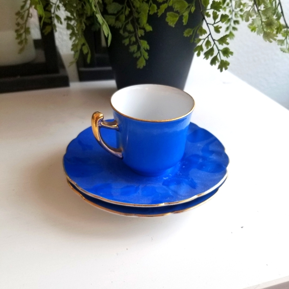 Vintage Gold Castle Blue Demitasse Tea Cup Japan